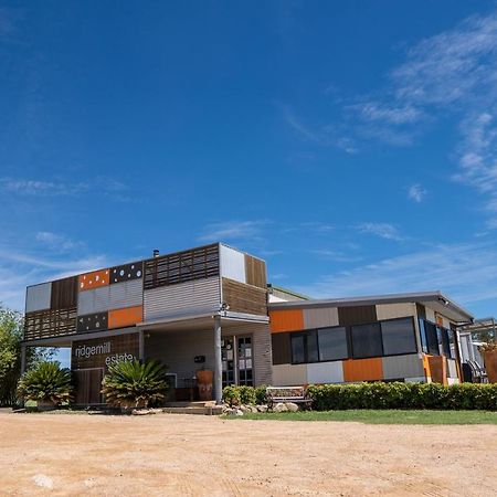 Ridgemill Estate Aparthotel Станторп Екстериор снимка